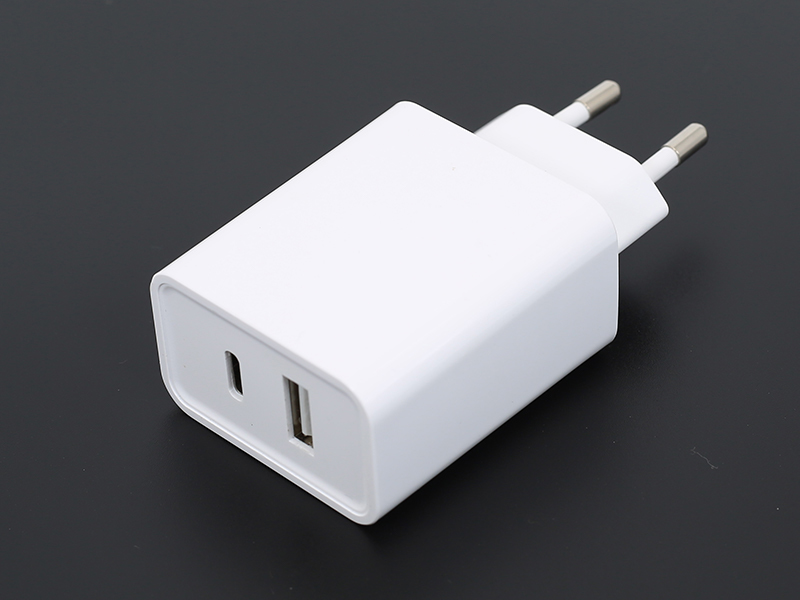 D14 PD25W +QC18W 快充 歐規(guī)